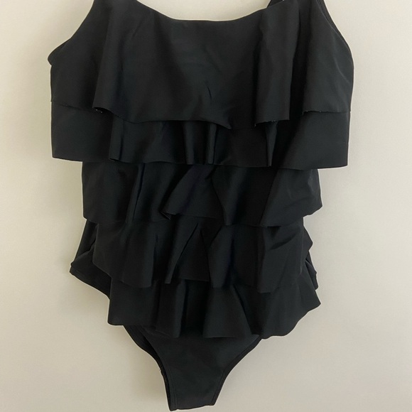 Maxmoda Black Tiered Ruffle One Piece Swimsuit Sz S Swimwear Vacation Beach - Picture 3 of 11